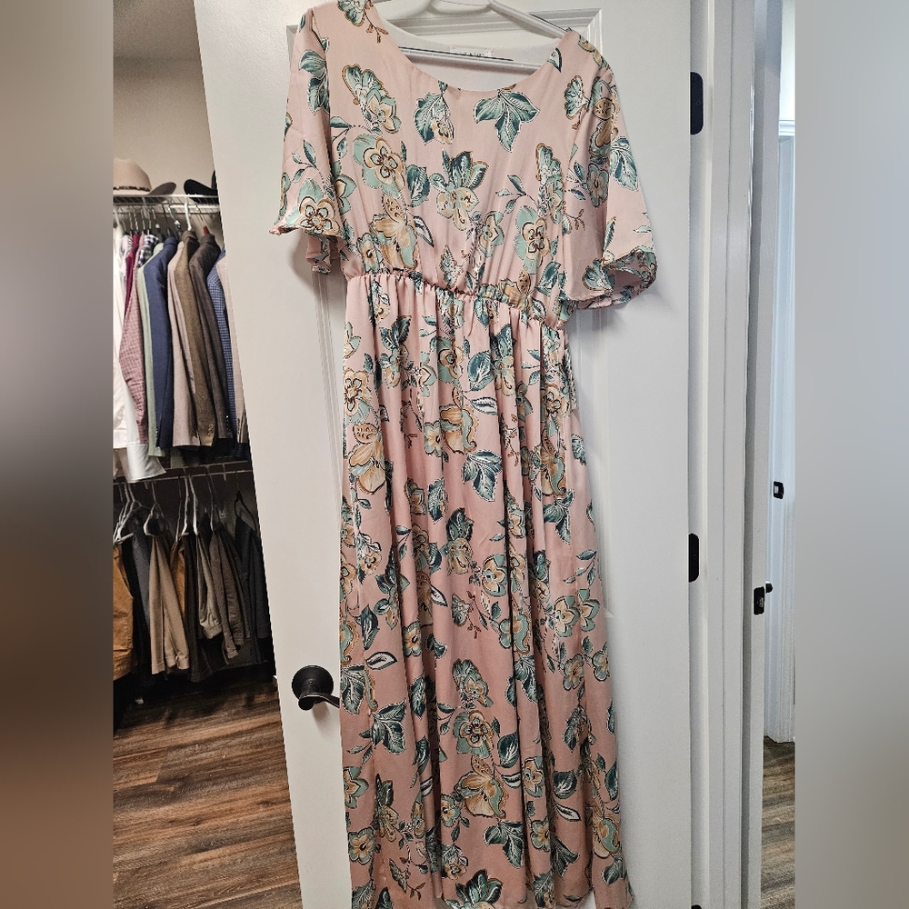 Nee See's Dress
